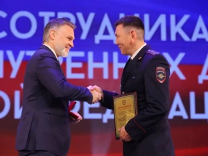 Кирилл Бычков поздравил сотрудников органов внутренних дел Якутии