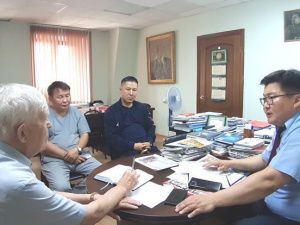 Виктор Губарев обсудил пути развития Вилюйска