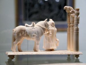 Косторезы не у дел: лучшее мамонтовое сырье уходит из Якутии в Китай