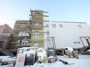 Айсен Николаев проверил ход строительства второго корпуса средней школы №1 г. Мирный