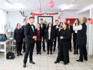 Симфонический хор государственной филармонии Республики Саха (Якутия) им. Г.М. Кривошапко выступил для осужденных региона