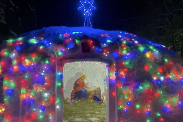 Рождественские вертепы установили в Алданском районе