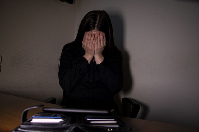 В Якутске 43-летняя продавец-консультант свадебного салона стала жертвой мошенников