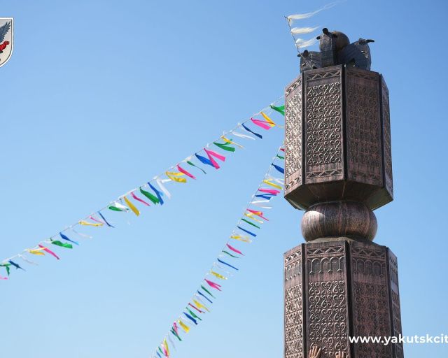 Горячая пора лета приближается: что ждет жителей и гостей столицы на Ысыахе Туймаады-2024