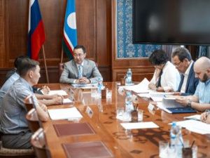 Деятельность регионального оператора по обращению с ТКО рассмотрена на совещании у главы Якутии