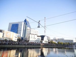 Цирковой перфоманс «На грани фантастики и реальности» состоялся в Якутске