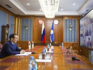 Глава Якутии поручил обеспечить безопасность дорожного движения на городских и региональных автодорогах 