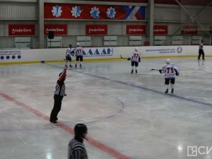 Со счетом 9:3 хоккеисты из Якутска победили команду Мирнинского района