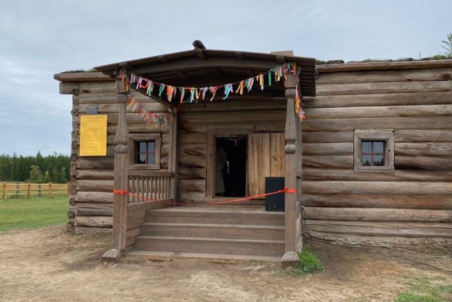 В Усть-Алданском районе открыли после реставрации дом Саввы Егорова