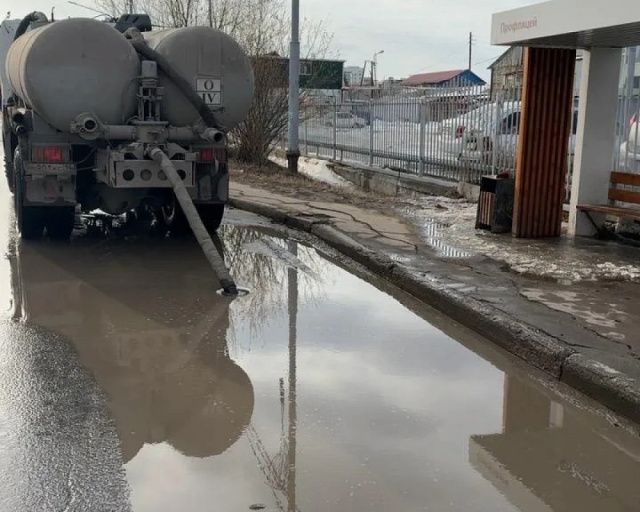 «Якутдорстрой»: вывезено более 530 590 кубометров снега