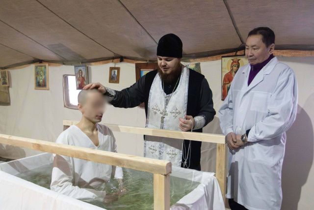 Осужденные приняли участие в Крещенских купаниях