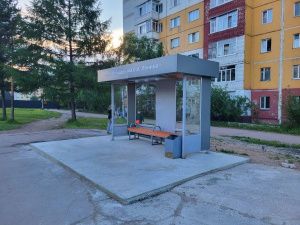 «Издевательство над людьми»: кто согласовал эти ледяные аквариумы в Нерюнгри?