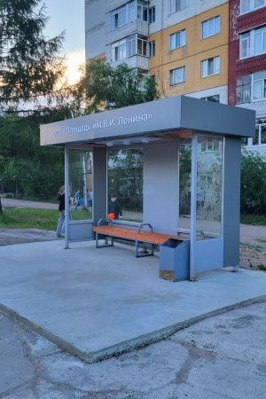 «Издевательство над людьми»: кто согласовал эти ледяные аквариумы в Нерюнгри?