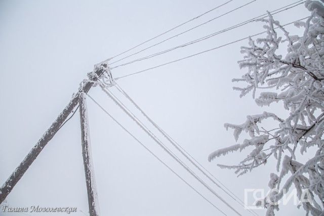 Жители пригородного села Хатассы остались без электричества по вине самосвала