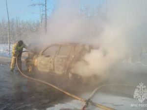 В Якутии за несколько часов загорелись три автомобиля