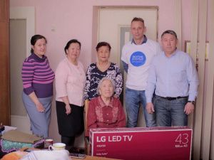 Депутат Черных провел ремонт у ветерана