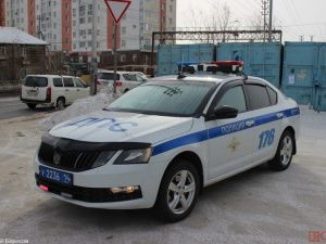 В Якутске произошло ДТП с участием мотоцикла и служебного автомобиля