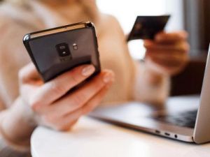 Повар одной из компаний в Алдане стала жертвой мошенников