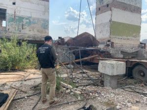 В Якутске устанавливаются обстоятельства травмирования людей и гибели человека в районе Птицефабрики