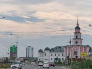 Ирина Алексеева обсудила с застройщиком цвет фасада новостроек на улице Матросова в Якутске