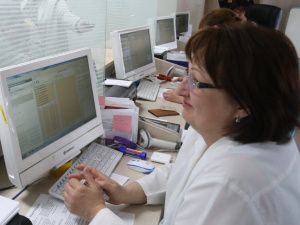 В Госавтоинспекции Якутии сообщили о работе регистрационных подразделений в праздничные дни