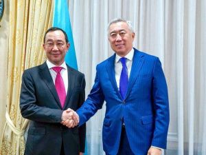 Глава Якутии Айсен Николаев провел деловые переговоры с вице-премьерами Казахстана