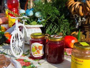 В Якутске провели семейный фестиваль «День варенья»