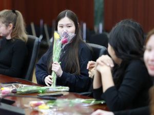 В Якутске состоялась встреча с женщинами героических профессий