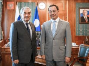 Айсен Николаев встретился с Вячеславом Штыровым