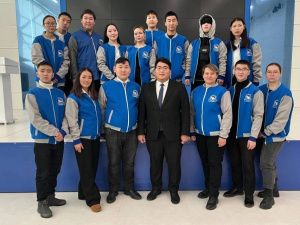 Якутские «Волонтеры Победы» передали Владимиру Путину наказ учредить День ветеранов тыла