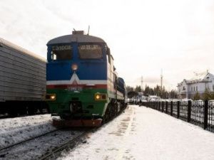 Возобновляется посадка и высадка пассажиров из поезда на станции Алдан