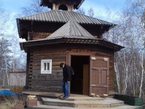 Радуница в Якутске. В этот день 70 тысяч якутян посетили городские кладбища