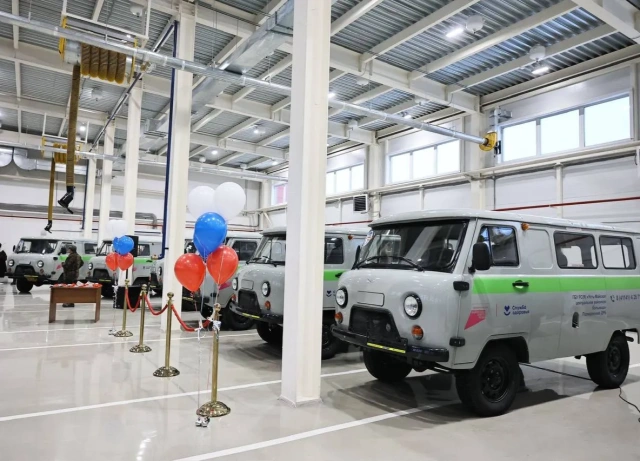 В районы Якутии поступили 45 автомобилей для медицины по нацпроекту Президента