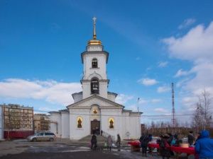 В Якутской епархии у одних жемчуг мелок, а у других похлёбка жидка?