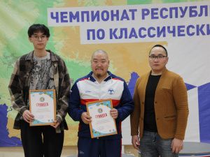 Дмитрий Егоров стал семикратным чемпионом Якутии по шахматам в Высшей лиге