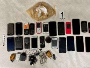 Пресечена попытка переброса крупной партии сотовых телефонов в мохсоголлохскую колонию