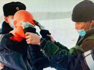 В Сунтаре двое мужчин похитили и избили молодого человека