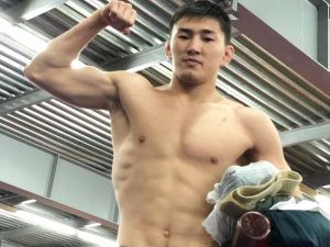 Беспрецедентно! Якутский борец из Австралии стал чемпионом Океании