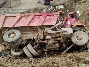 В Якутии в карьере опрокинулся грузовик. Погиб горный мастер