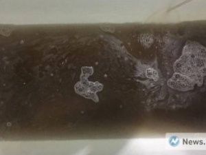 В «Водоканале» объяснили причину загрязнения воды из-под крана