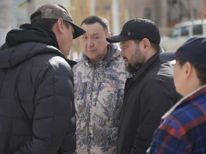 «Так не пойдёт»: мэр Якутска жёстко раскритиковал «Жилкомсервис» за пассивную откачку талой воды