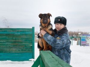 В УФСИН готовятся к службе новые щенки