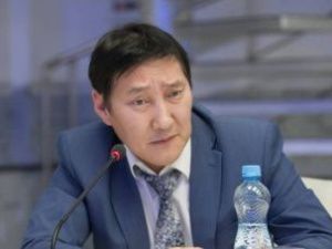 Круговорот чукурушек в природе: Чокуур Гаврильев снова назначен главным редактором газеты «Саха Сирэ»