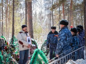 Сотрудники УФСИН почтили память ветерана Великой Отечественной войны Марфы Алексеевны Молчановой и труженика тыла Василия Саввича Молчанова