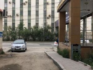 В Якутске водитель совершил наезд на 4-летнюю девочку и скрылся с места ДТП