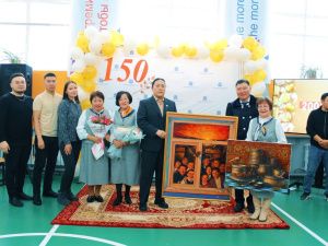 Первая школа Хангаласского района Якутии отметила 150-летний юбилей