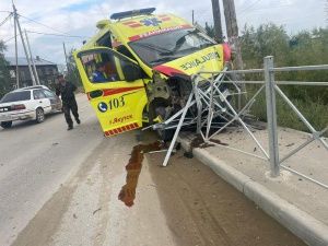 Страшное ДТП с реанимобилем в Якутске