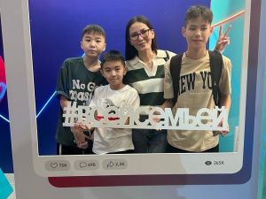 Десять семей получили призы на площадке проекта «Всей семьей» на «Муус устар»