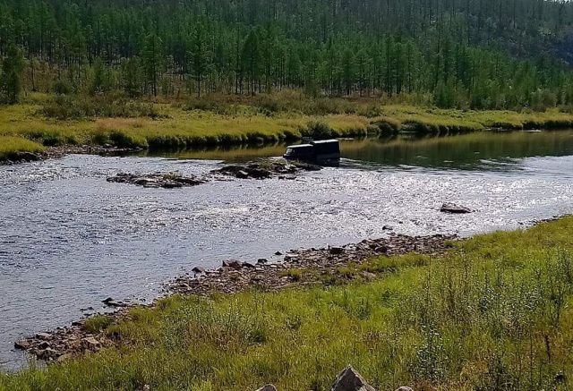 В Нерюнгри члены избиркома едва не утонули, добираясь до избирателей