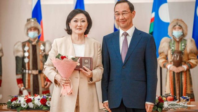 Айсен Николаев накануне Дня республики вручил государственные награды